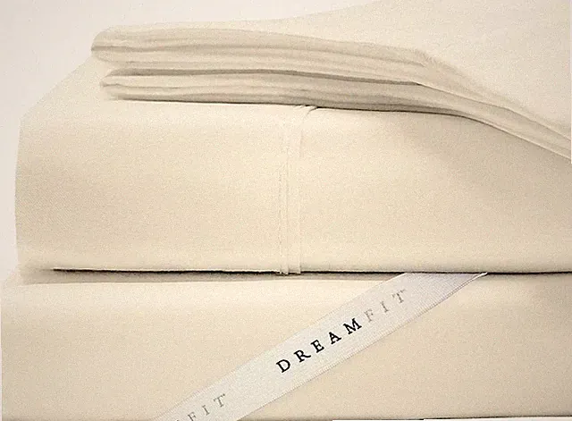 BRAND NEW IN BOX! Dream Fit Degree 1 Microfiber Queen Sheet Set, Bone