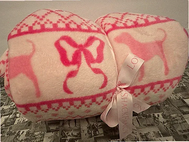 🎀 NWT VICTORIA'S SECRET PINK X LOVE SHACK FANCY COZY PLUSH BLANKET 50 X 59 🎀